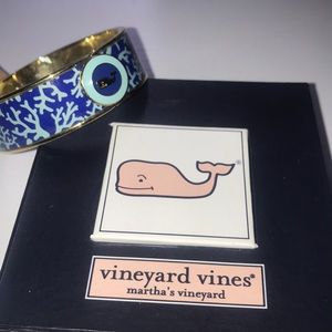 Vineyard Vines bracelet